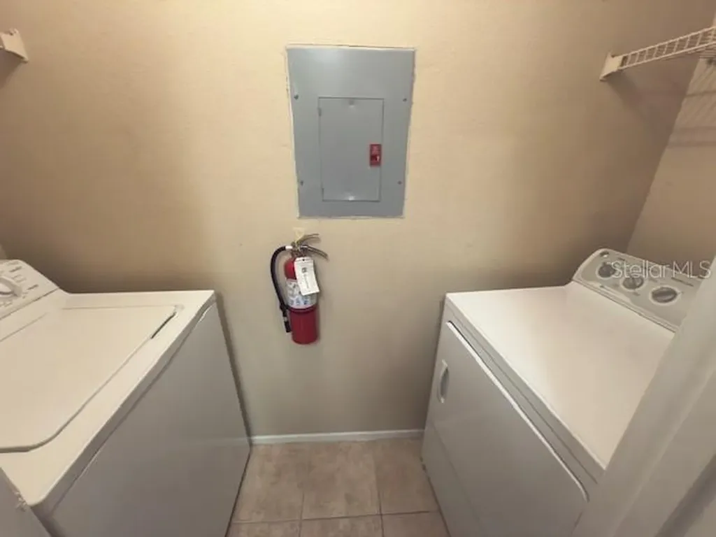 208 Afton Square Altamonte Springs FL 32714