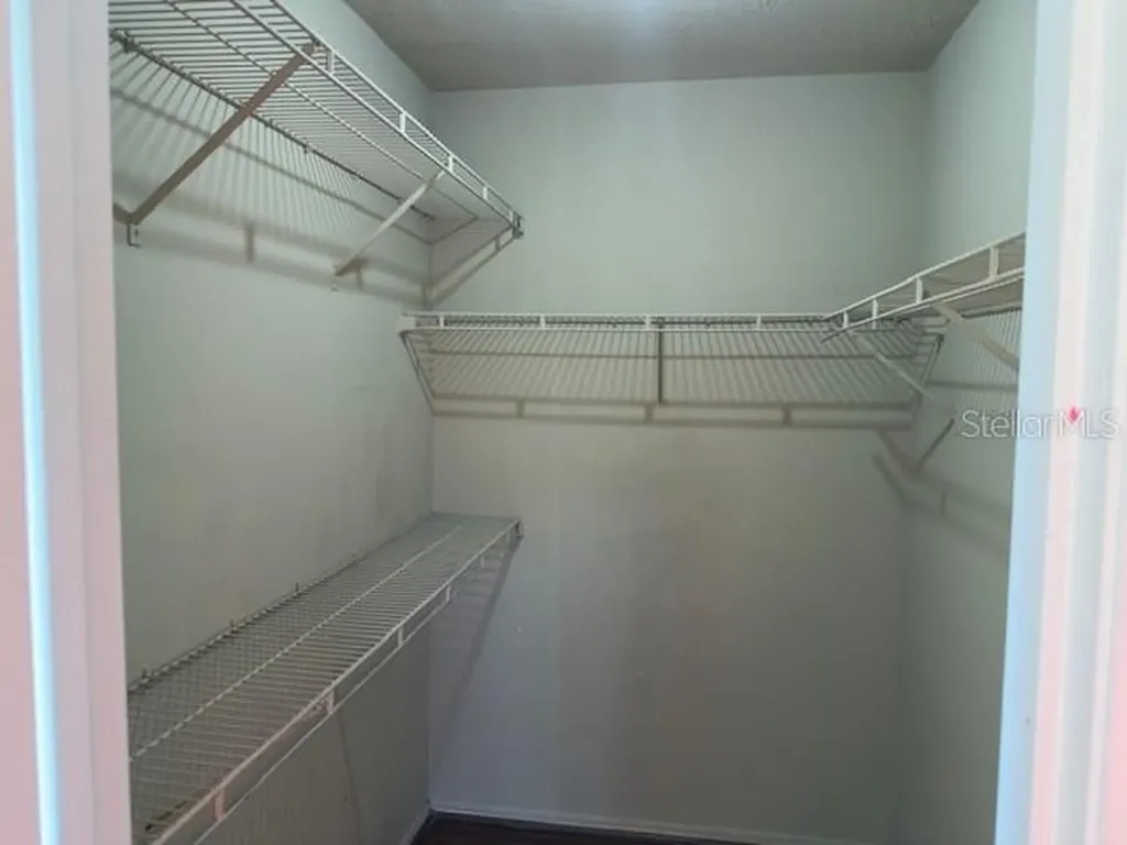 208 Afton Square Altamonte Springs FL 32714
