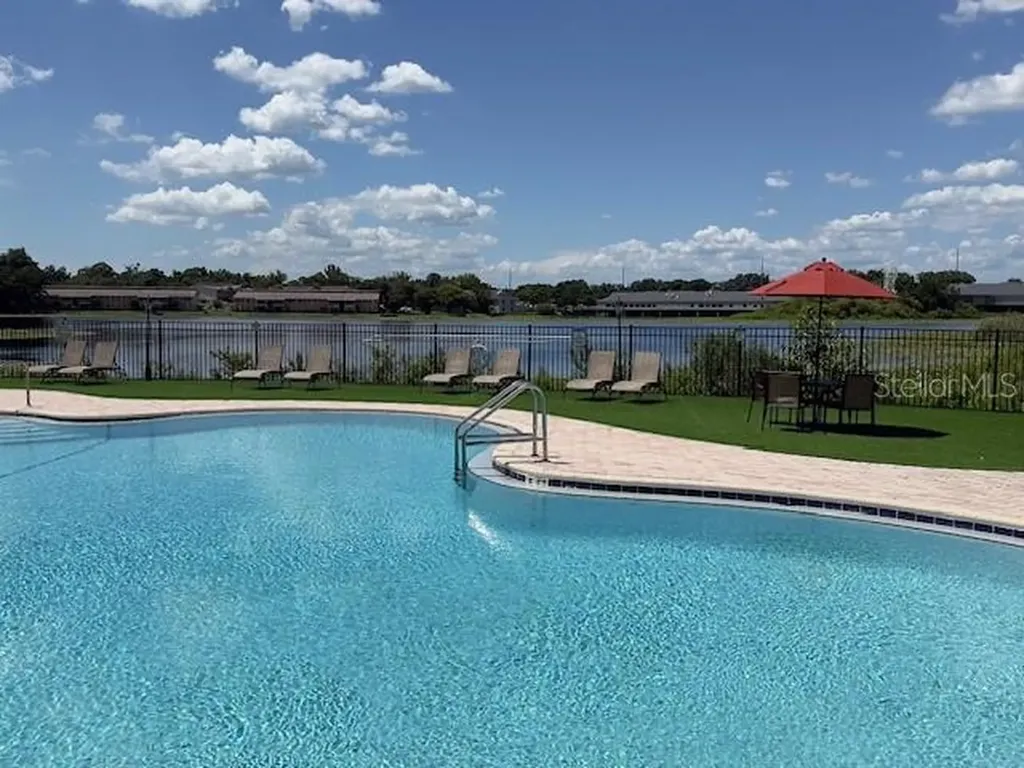 208 Afton Square Altamonte Springs FL 32714