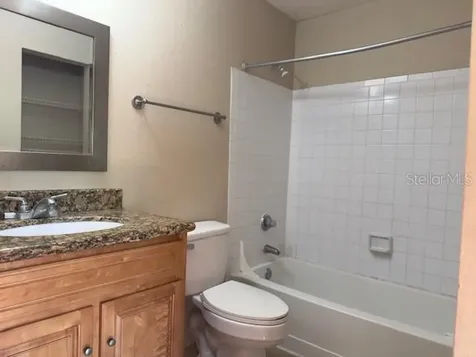 208 Afton Square Altamonte Springs FL 32714