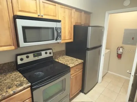 208 Afton Square Altamonte Springs FL 32714