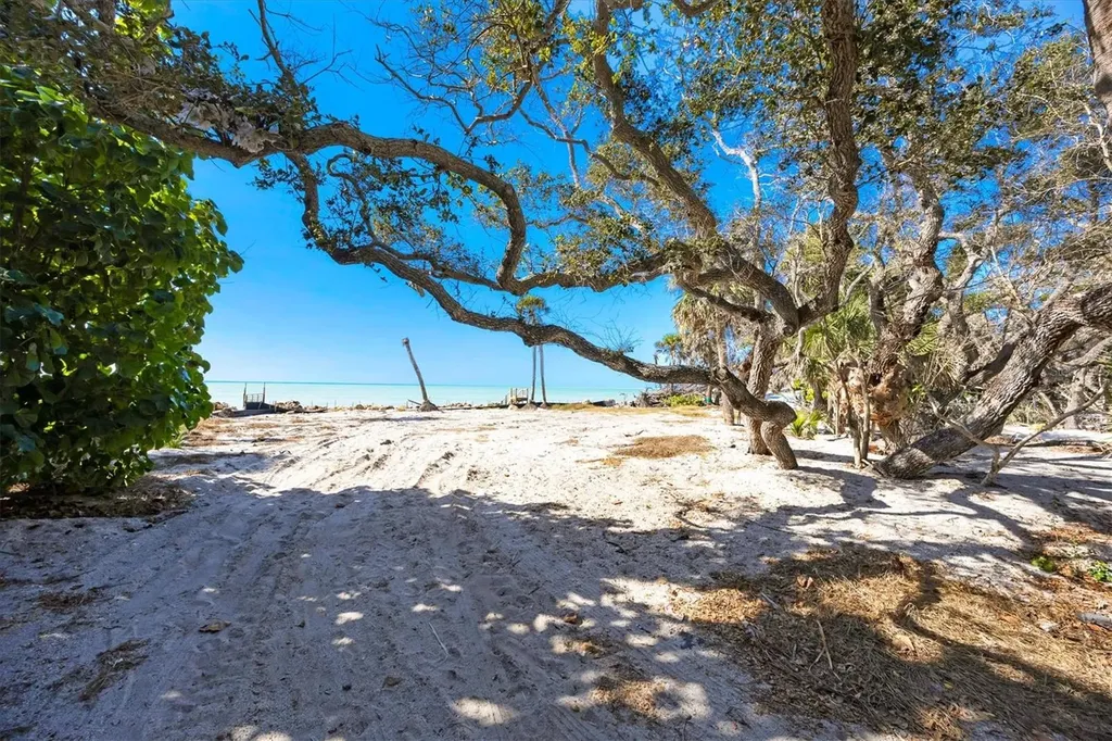 6960 Manasota Key Road Englewood FL 34223