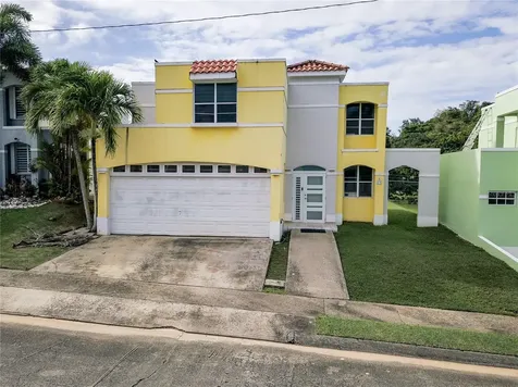 Calle Rio Fajardo Urb River Hills Luquillo PR 00773