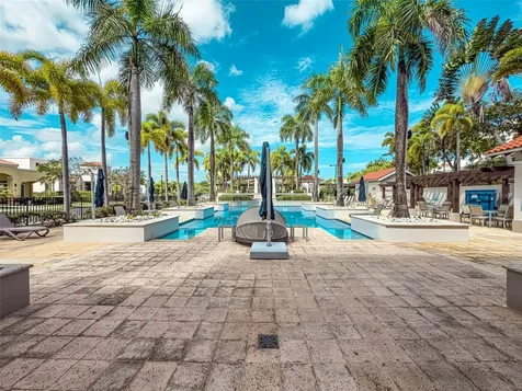 00690 Cond Treasure Point Vega Alta PR 00692