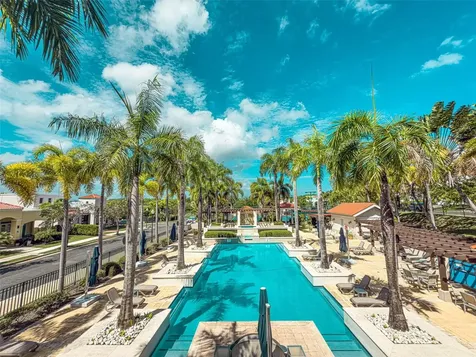 00690 Cond Treasure Point Vega Alta PR 00692