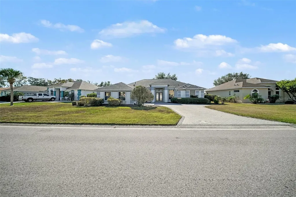 8402 Maybelle Drive Weeki Wachee FL 34613