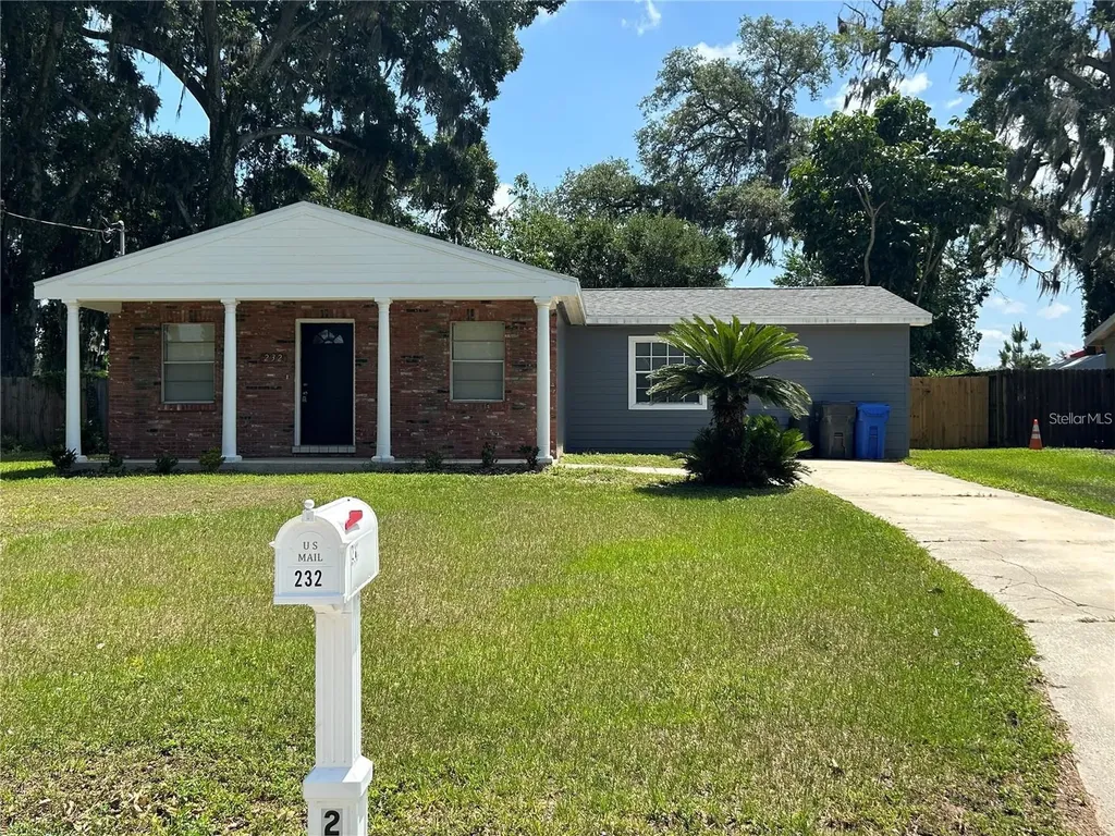 232 Beverly Boulevard Brandon FL 33511