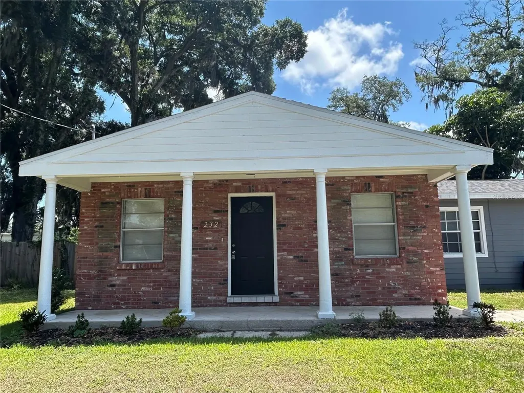 232 Beverly Boulevard Brandon FL 33511