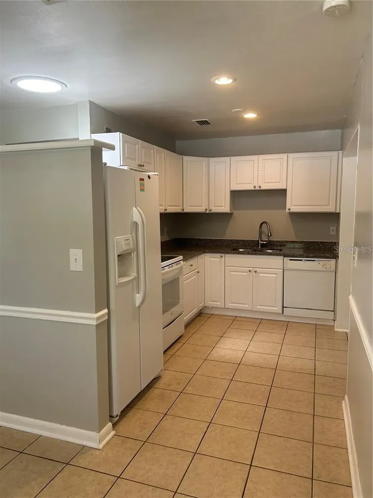 232 Beverly Boulevard Brandon FL 33511