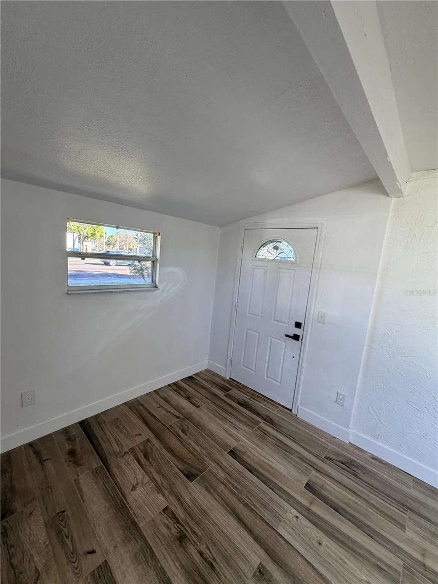 1486 S Semoran Boulevard Orlando FL 32807