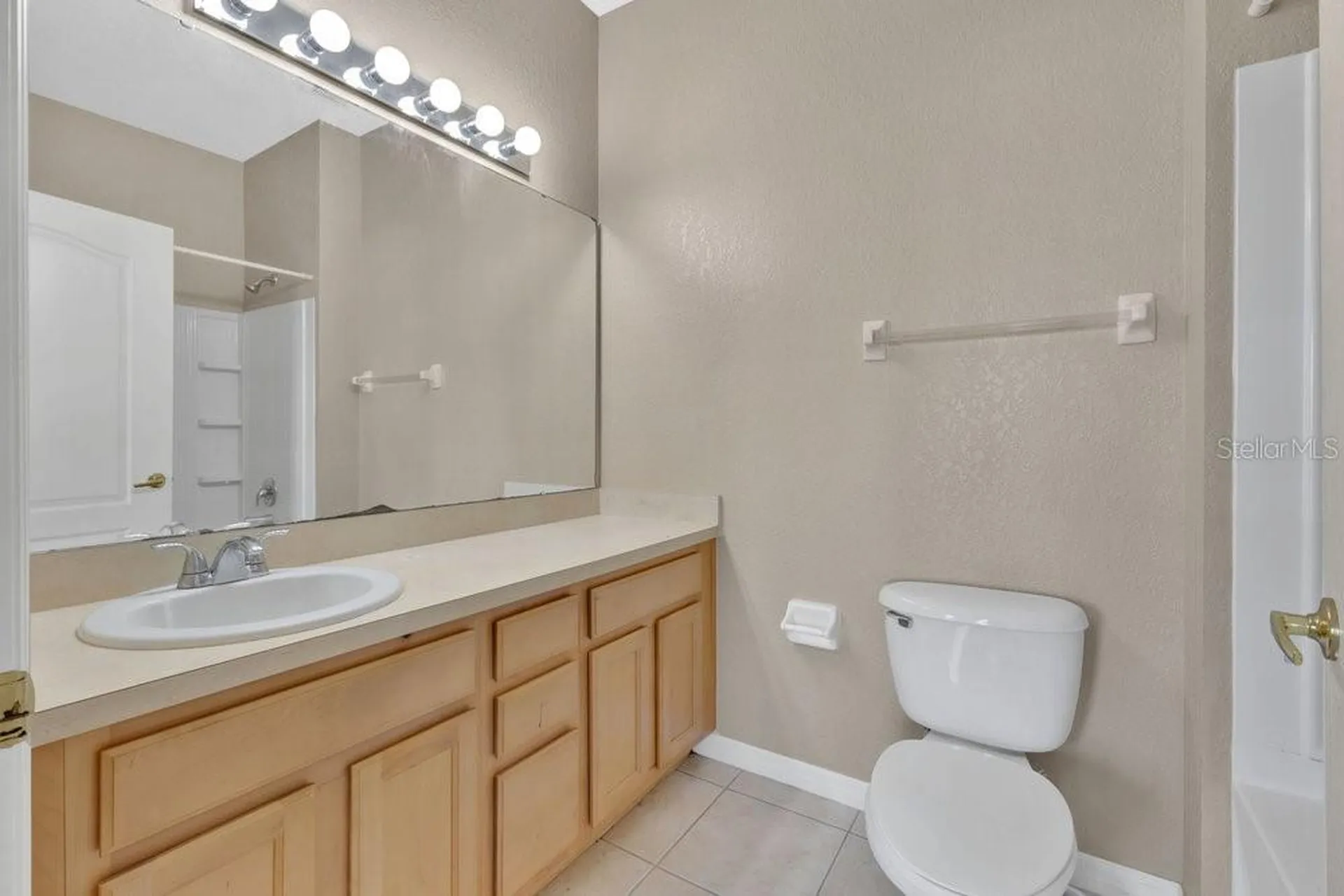 2377 Caravelle Circle Kissimmee FL 34746