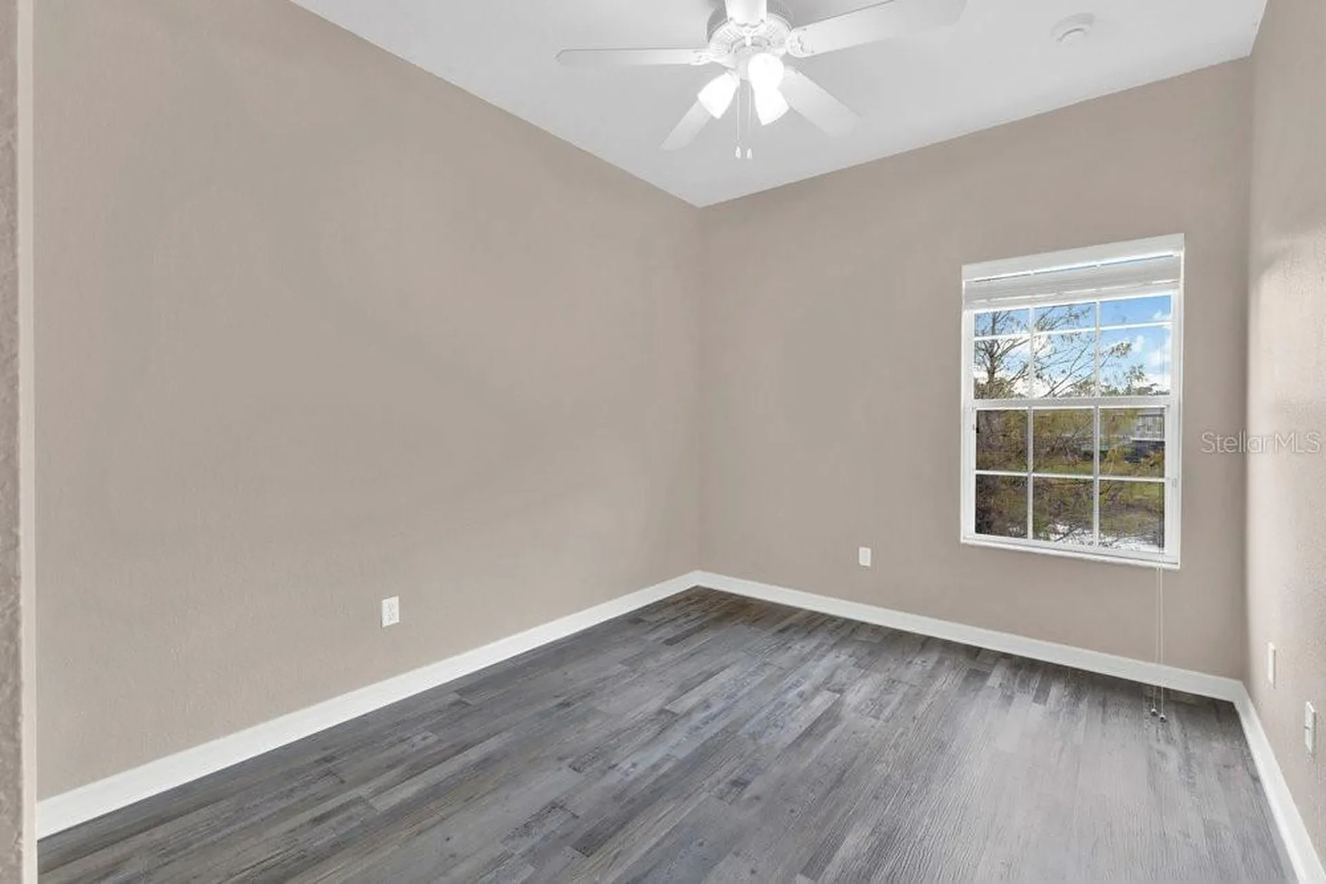 2377 Caravelle Circle Kissimmee FL 34746