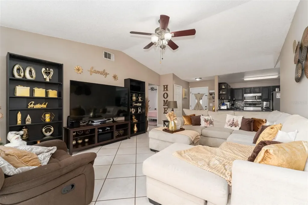 2936 Curry Woods Drive Orlando FL 32822