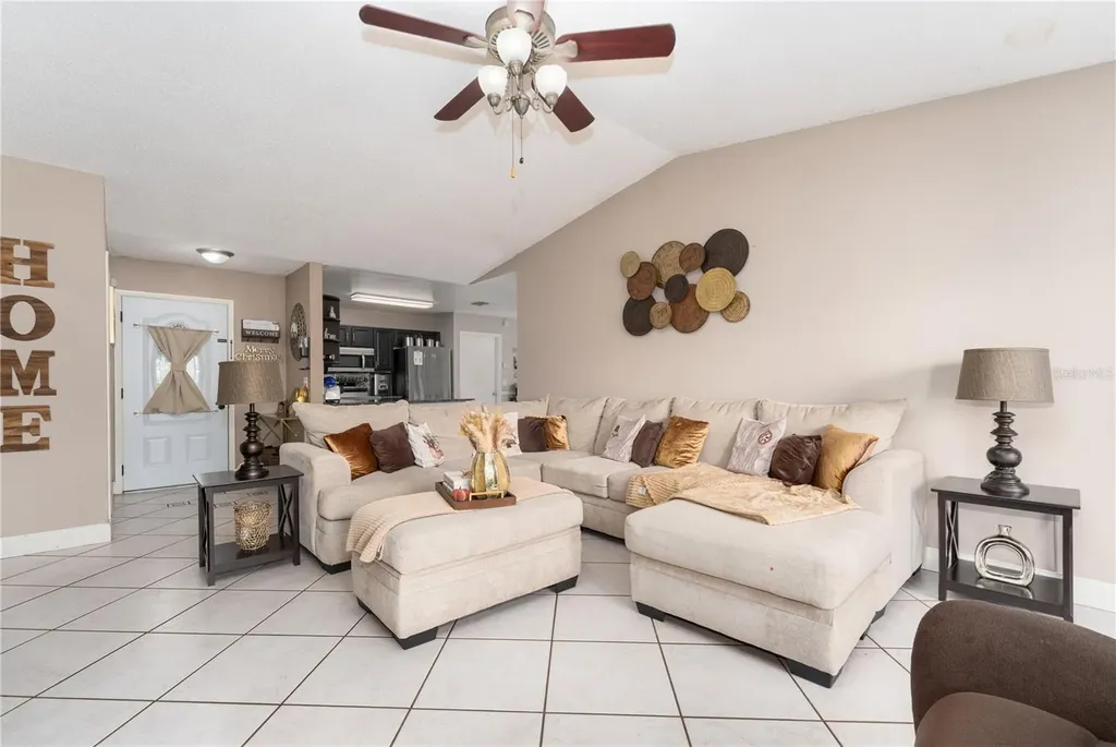 2936 Curry Woods Drive Orlando FL 32822