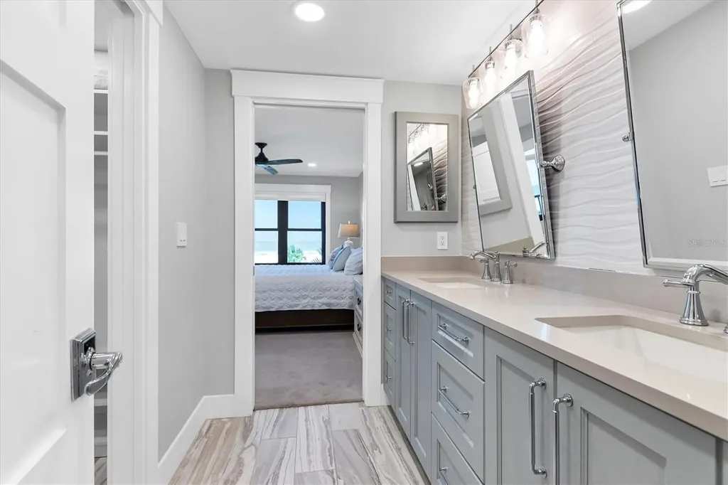5740 Midnight Pass Road Sarasota FL 34242