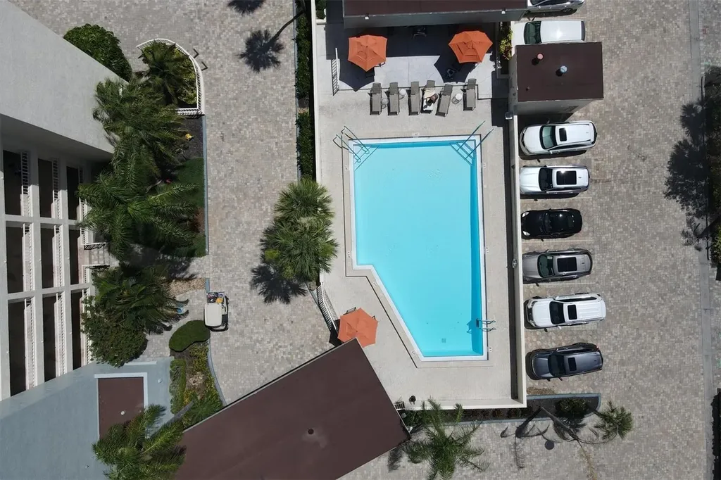 5740 Midnight Pass Road Sarasota FL 34242