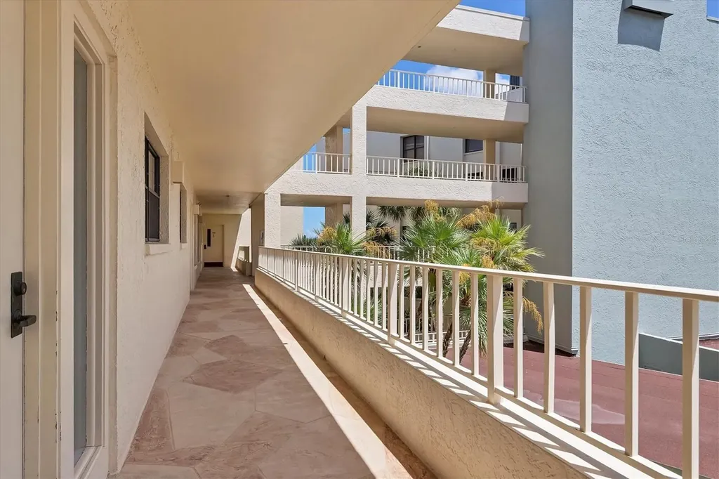 5740 Midnight Pass Road Sarasota FL 34242