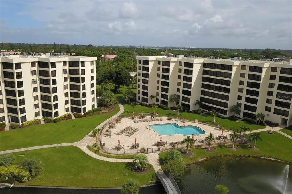 5740 Midnight Pass Road Sarasota FL 34242