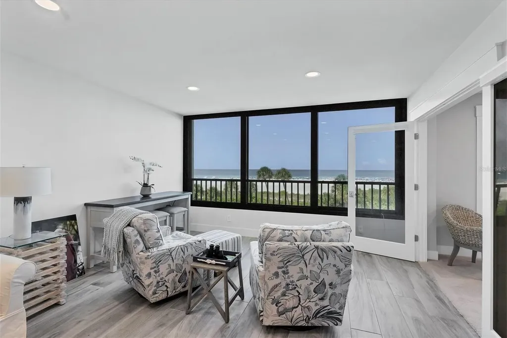 5740 Midnight Pass Road Sarasota FL 34242