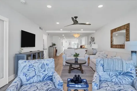 5740 Midnight Pass Road Sarasota FL 34242
