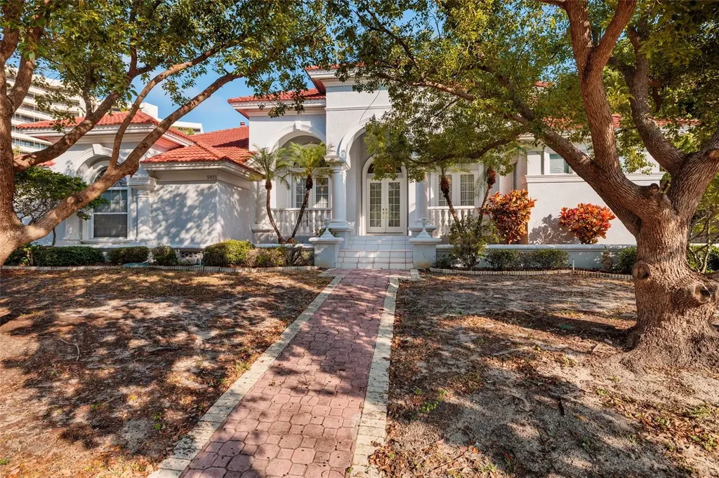 5921 Skimmer Point Boulevard S Gulfport FL 33707