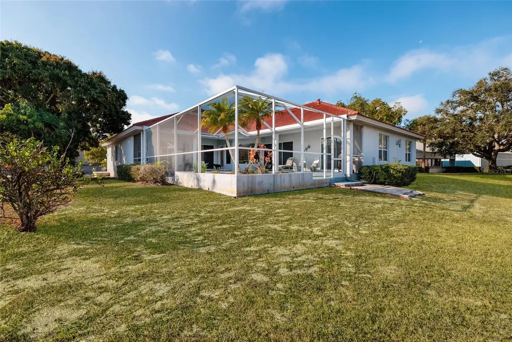 5921 Skimmer Point Boulevard S Gulfport FL 33707