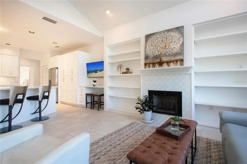 8267 Shadow Pine Way Sarasota FL 34238