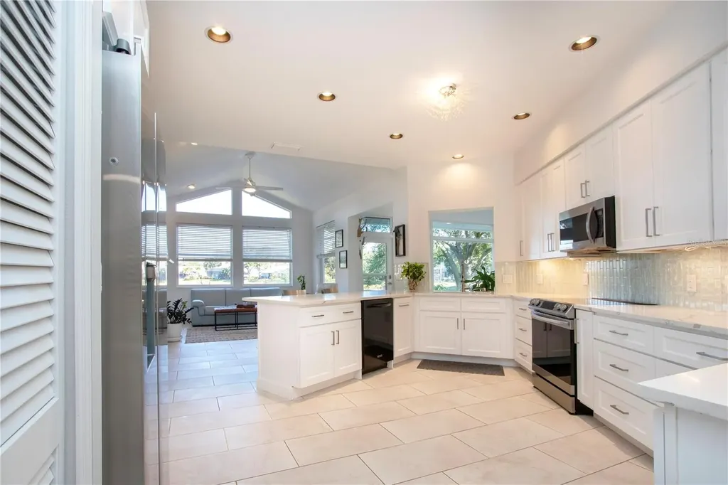 8267 Shadow Pine Way Sarasota FL 34238