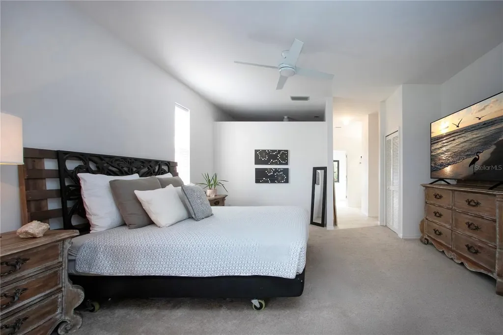 8267 Shadow Pine Way Sarasota FL 34238