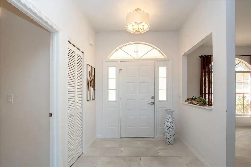 8267 Shadow Pine Way Sarasota FL 34238