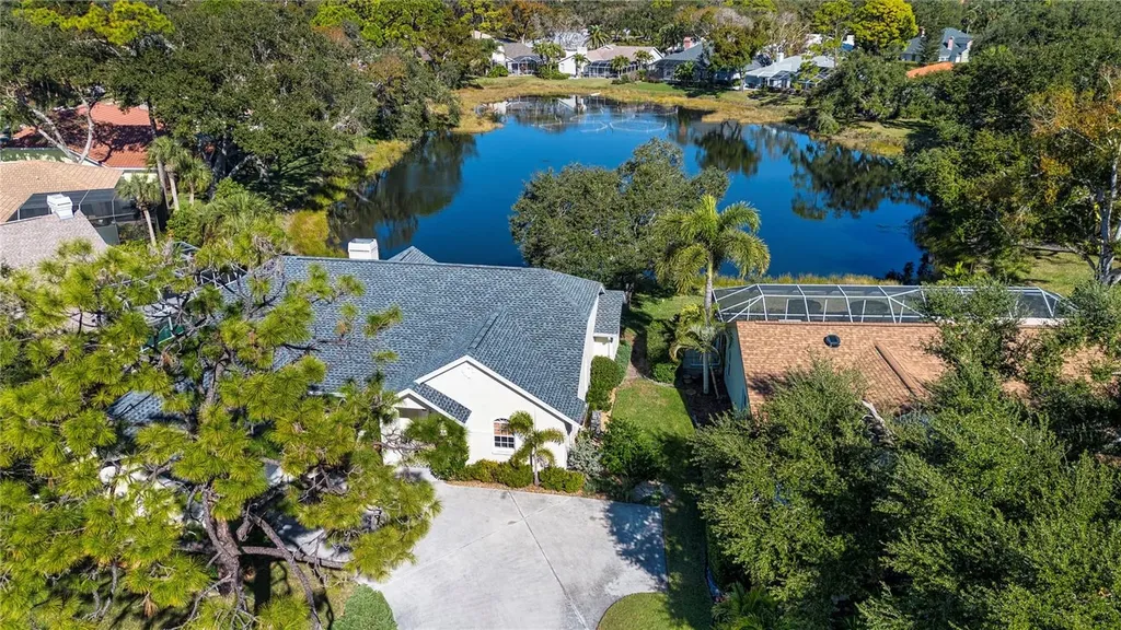 8267 Shadow Pine Way Sarasota FL 34238