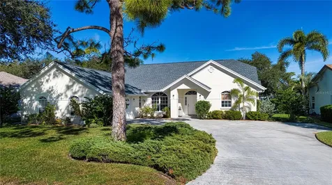 8267 Shadow Pine Way Sarasota FL 34238