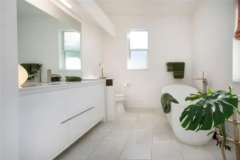 8267 Shadow Pine Way Sarasota FL 34238
