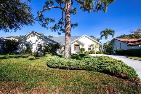8267 Shadow Pine Way Sarasota FL 34238