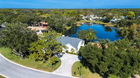 8267 Shadow Pine Way Sarasota FL 34238