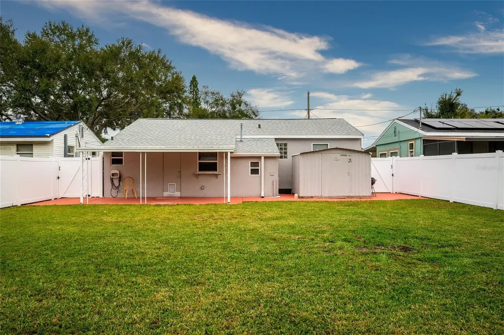 435 3rd Street NW Largo FL 33770