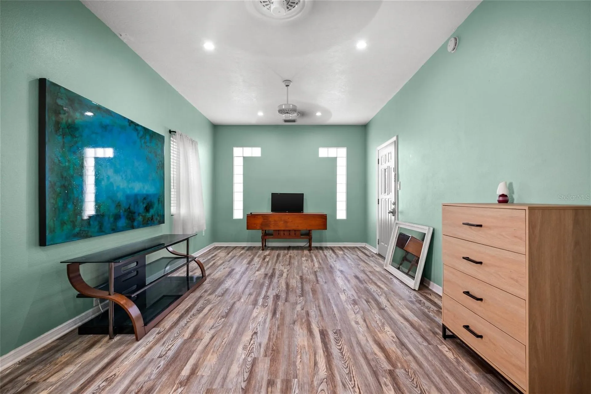 435 3rd Street NW Largo FL 33770