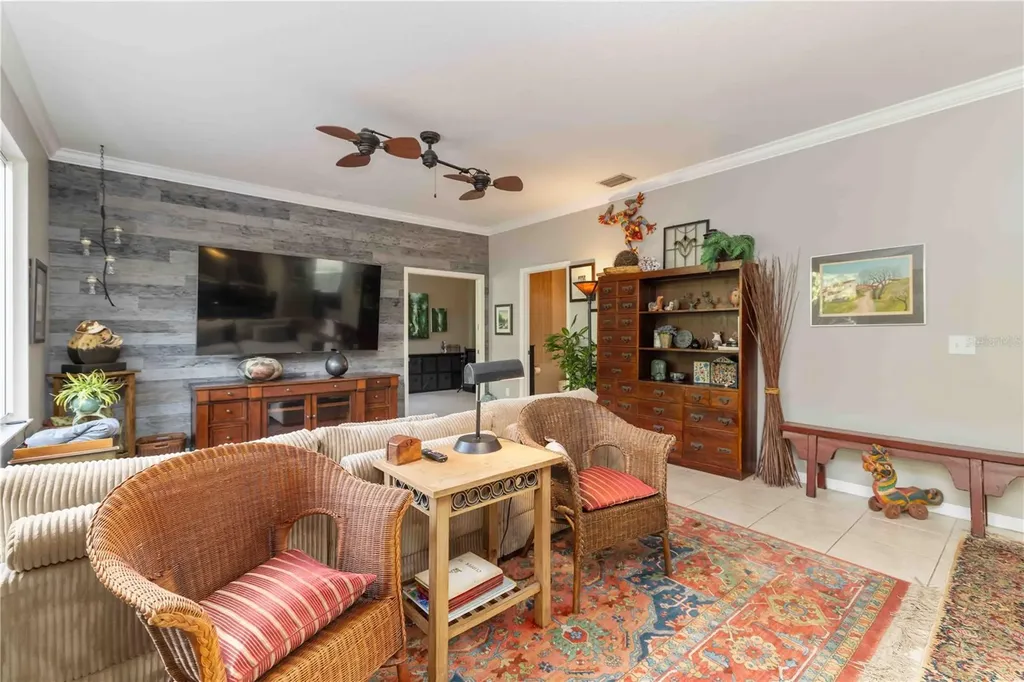 3907 62nd Terrace E Bradenton FL 34203