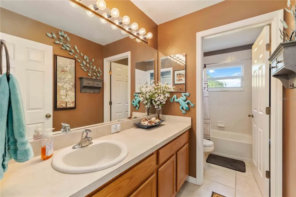 3907 62nd Terrace E Bradenton FL 34203