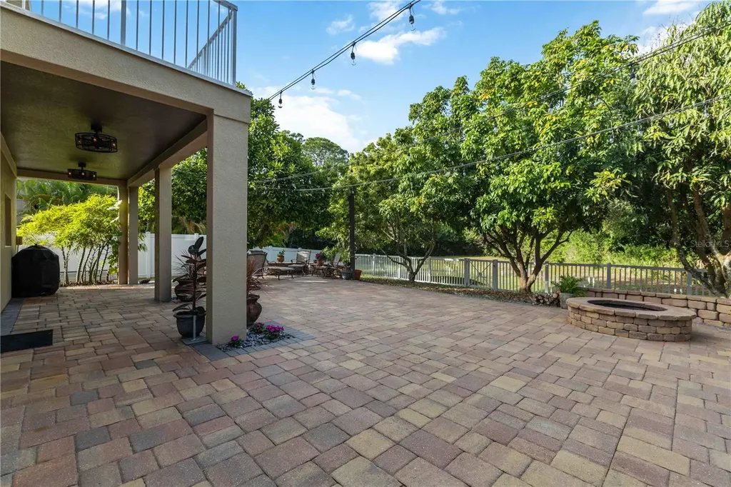3907 62nd Terrace E Bradenton FL 34203