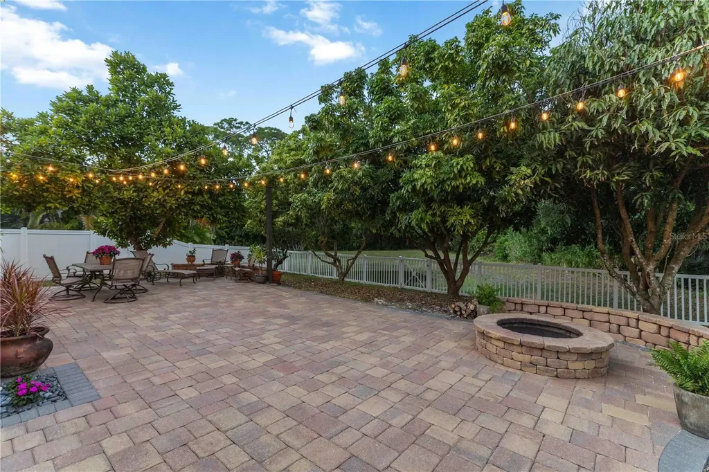 3907 62nd Terrace E Bradenton FL 34203