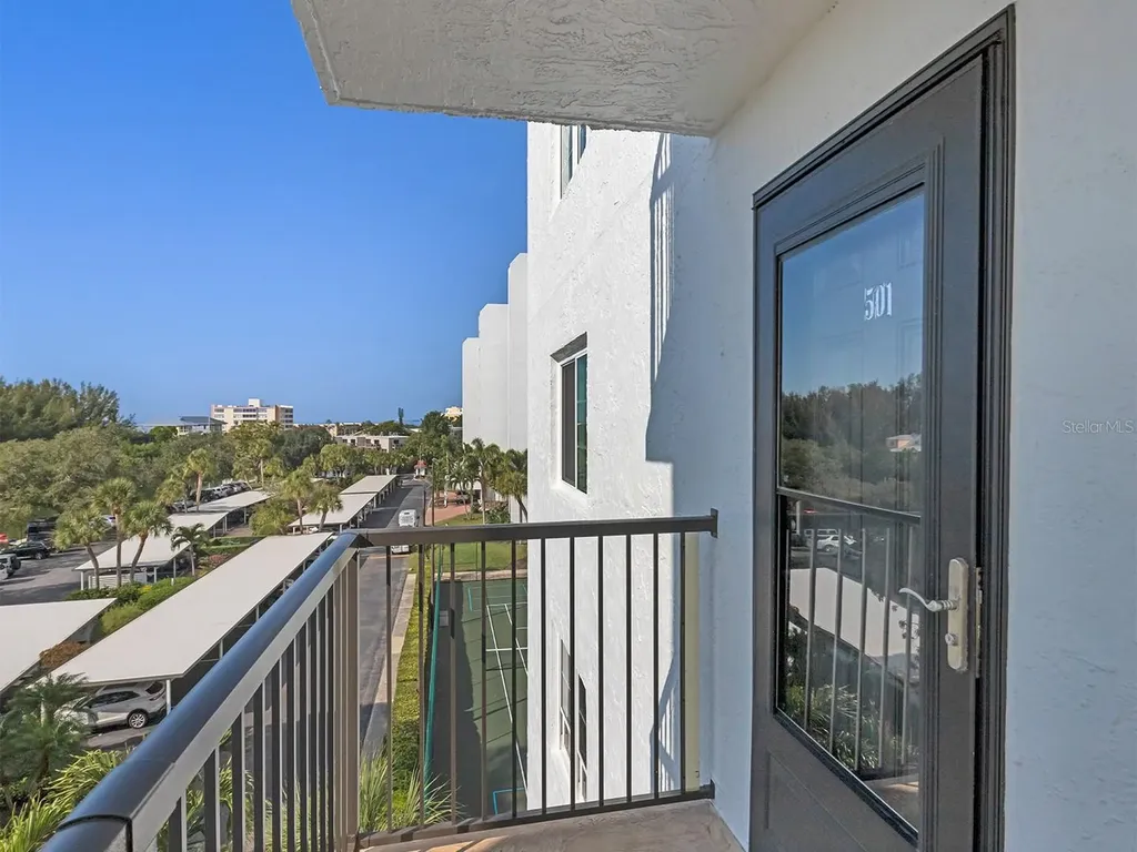 9397 Midnight Pass Road Sarasota FL 34242