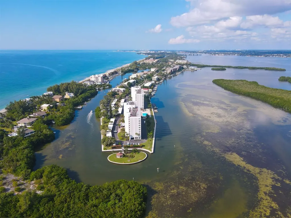 9397 Midnight Pass Road Sarasota FL 34242