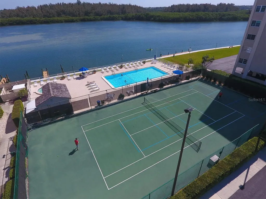 9397 Midnight Pass Road Sarasota FL 34242