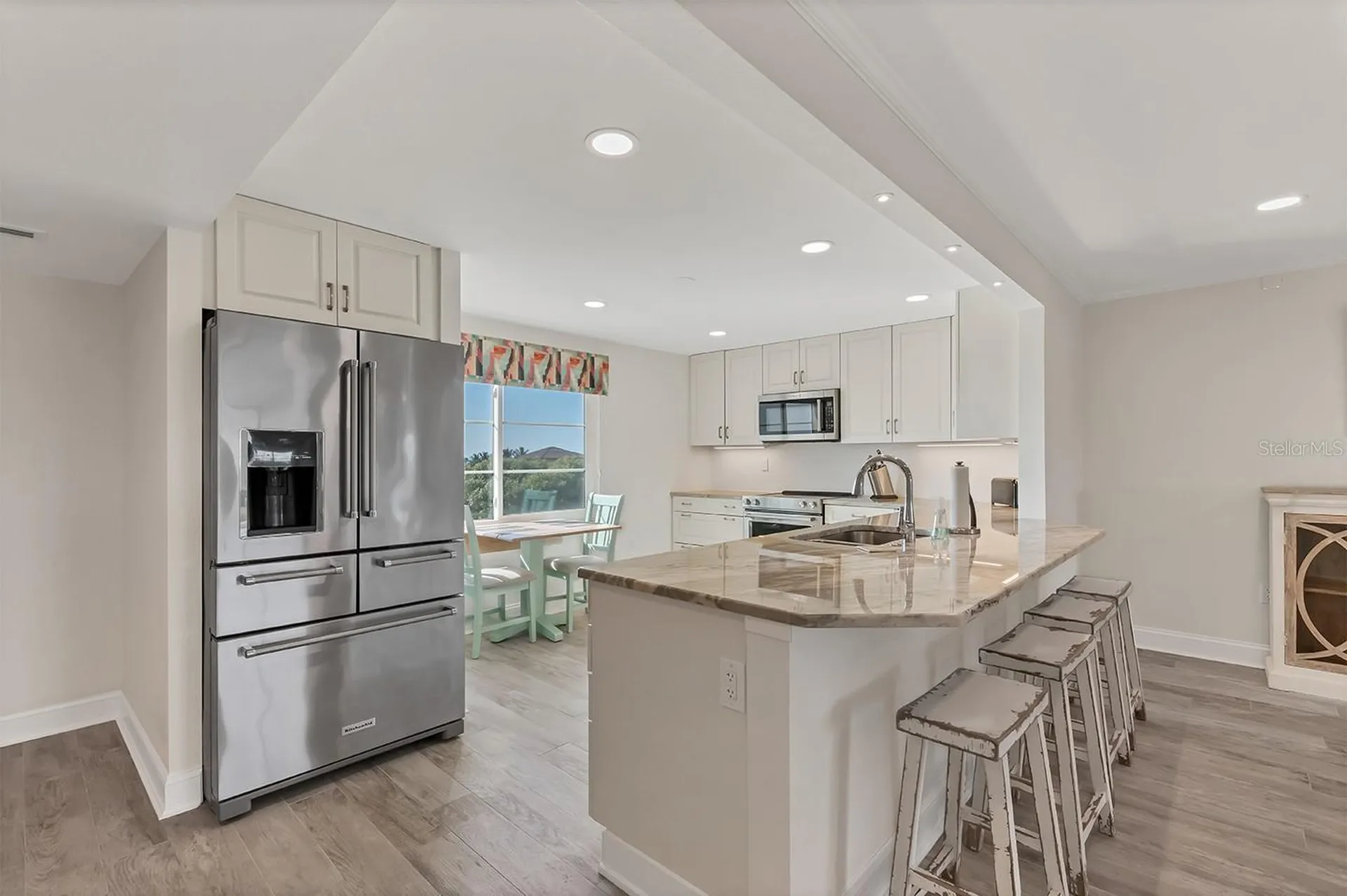 9397 Midnight Pass Road Sarasota FL 34242
