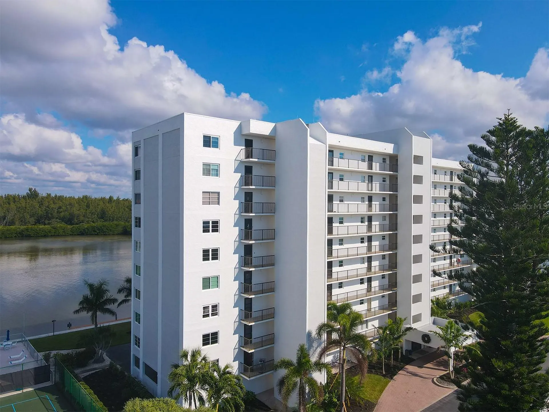 9397 Midnight Pass Road Sarasota FL 34242