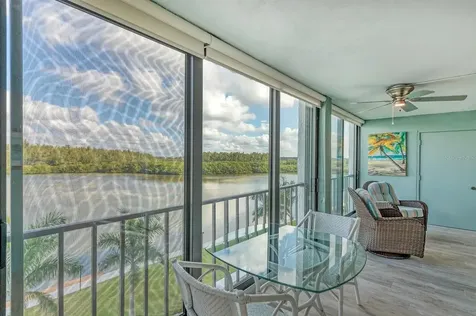 9397 Midnight Pass Road Sarasota FL 34242