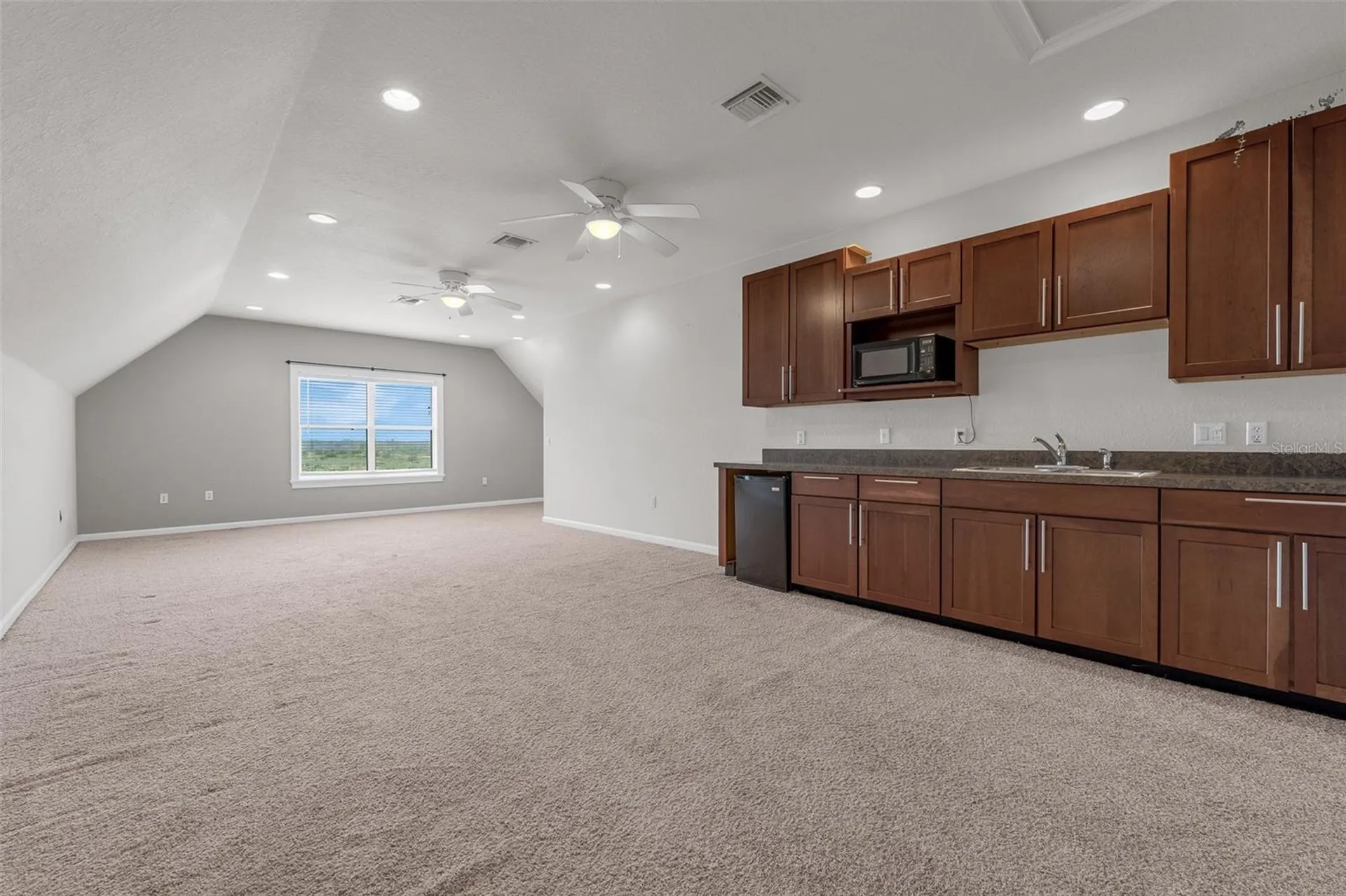 1698 Taylor Ridge Loop Kissimmee FL 34744