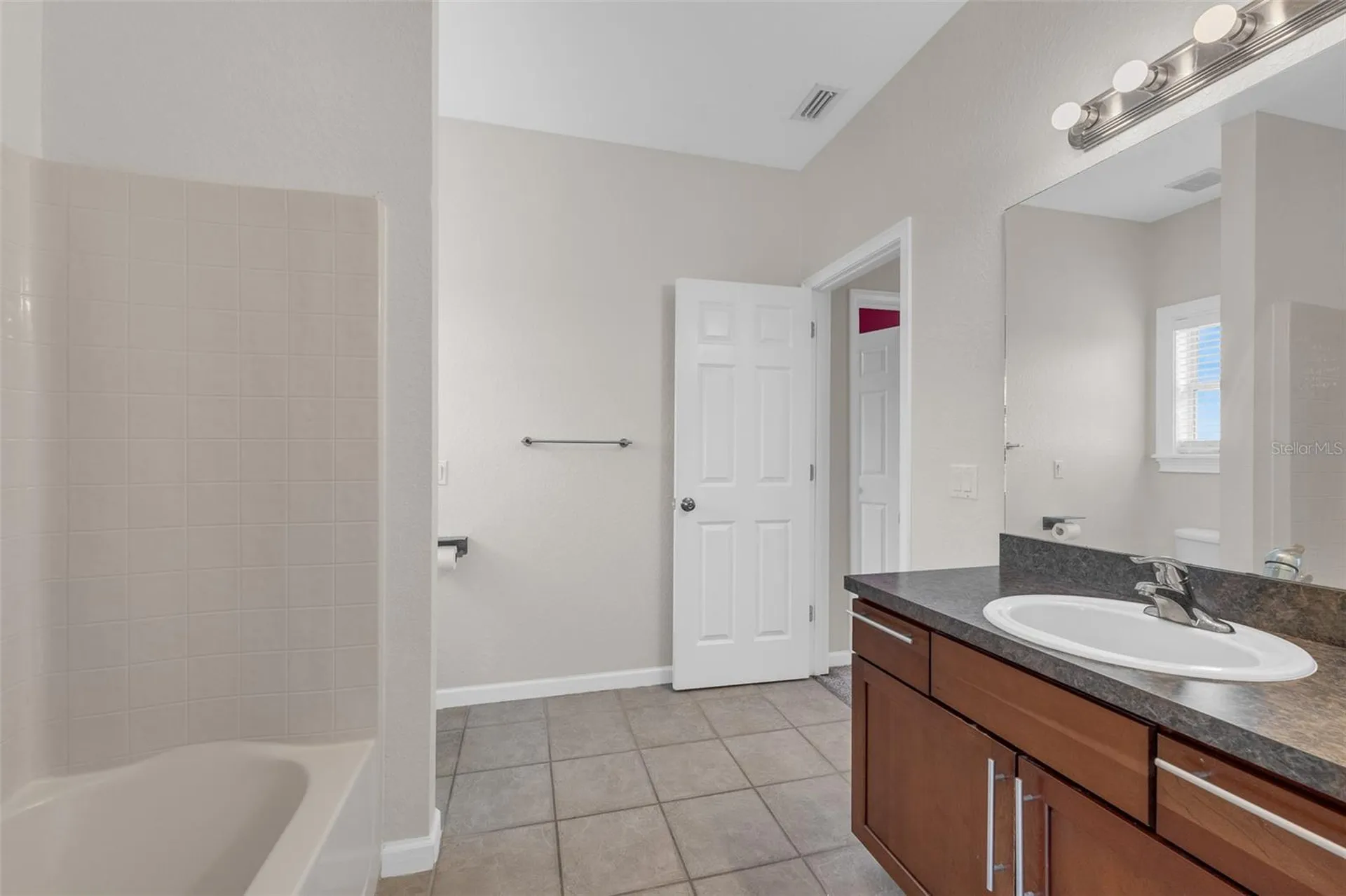 1698 Taylor Ridge Loop Kissimmee FL 34744