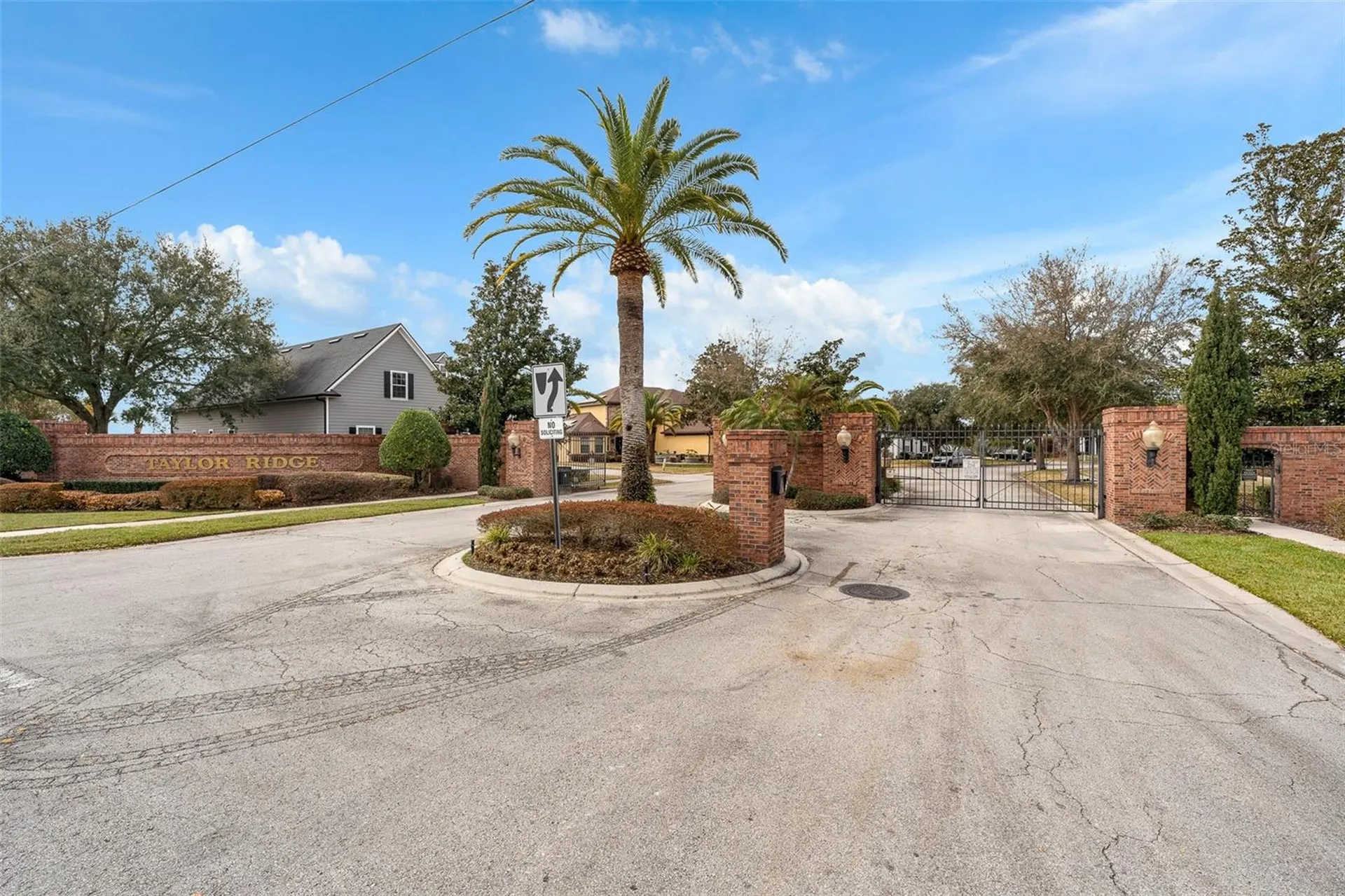 1698 Taylor Ridge Loop Kissimmee FL 34744
